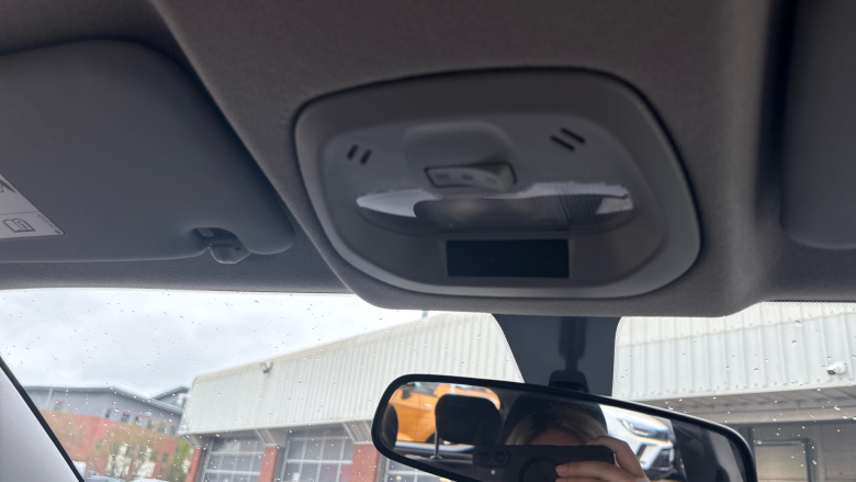 Vauxhall Viva 1.0 [73] SE 5dr Petrol Hatchback